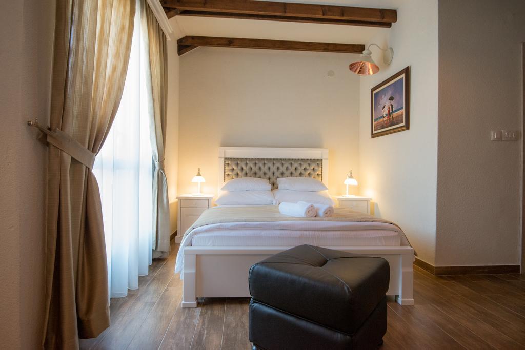 Apartments Marija Risan Habitación foto